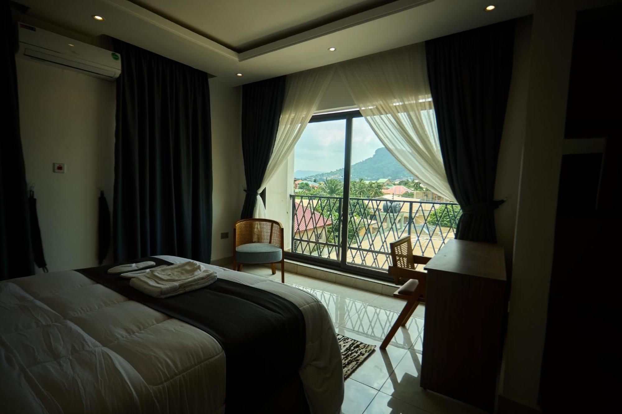 Aiden Homes And Apartments Hotel Koforidua Dış mekan fotoğraf