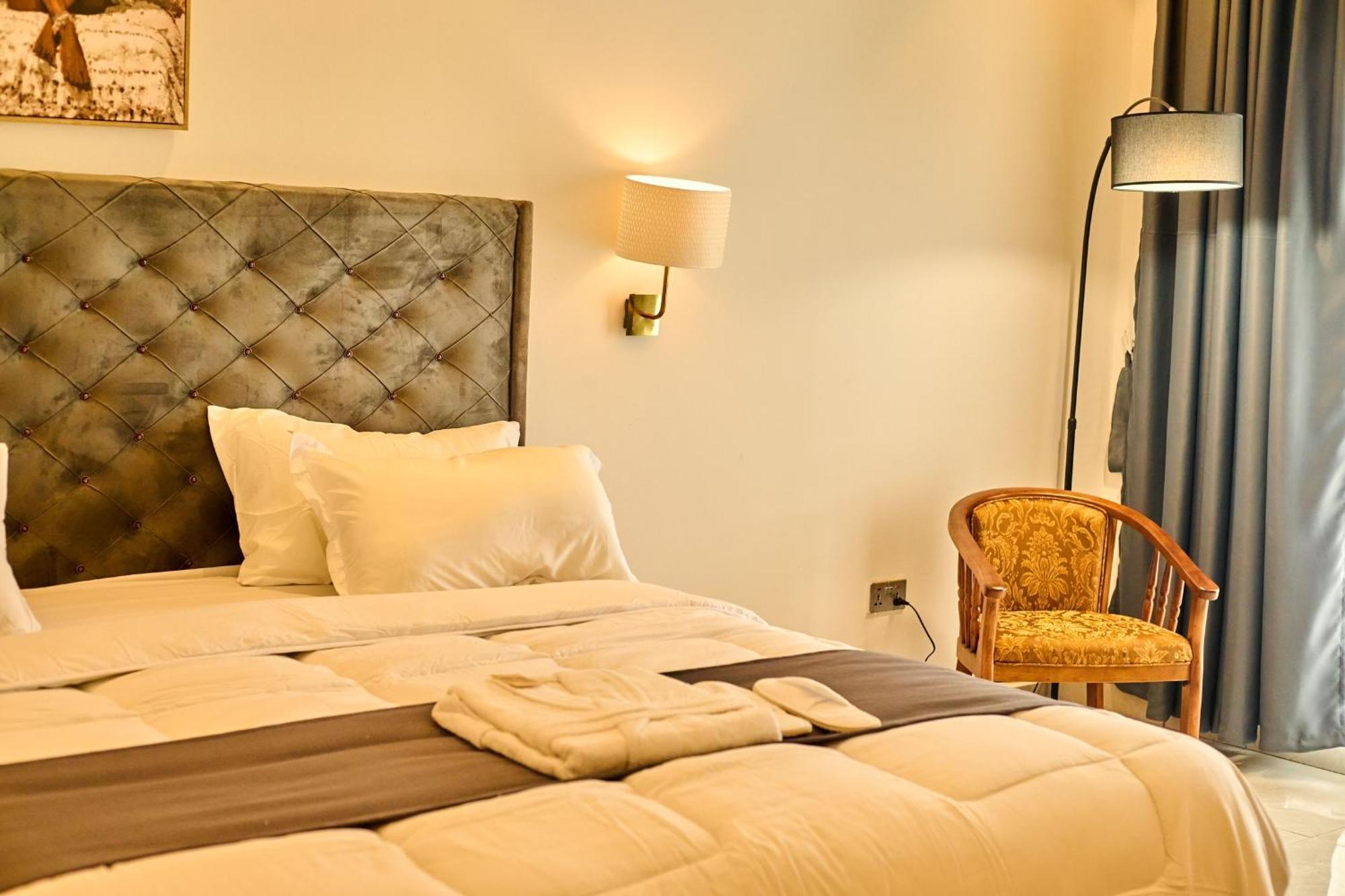 Aiden Homes And Apartments Hotel Koforidua Dış mekan fotoğraf