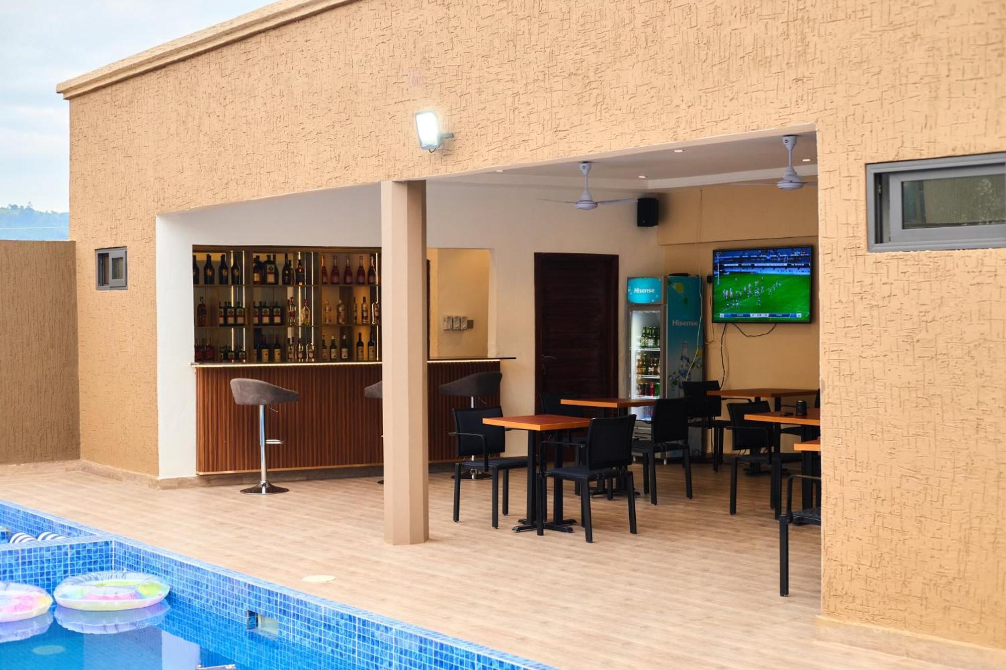 Aiden Homes And Apartments Hotel Koforidua Dış mekan fotoğraf