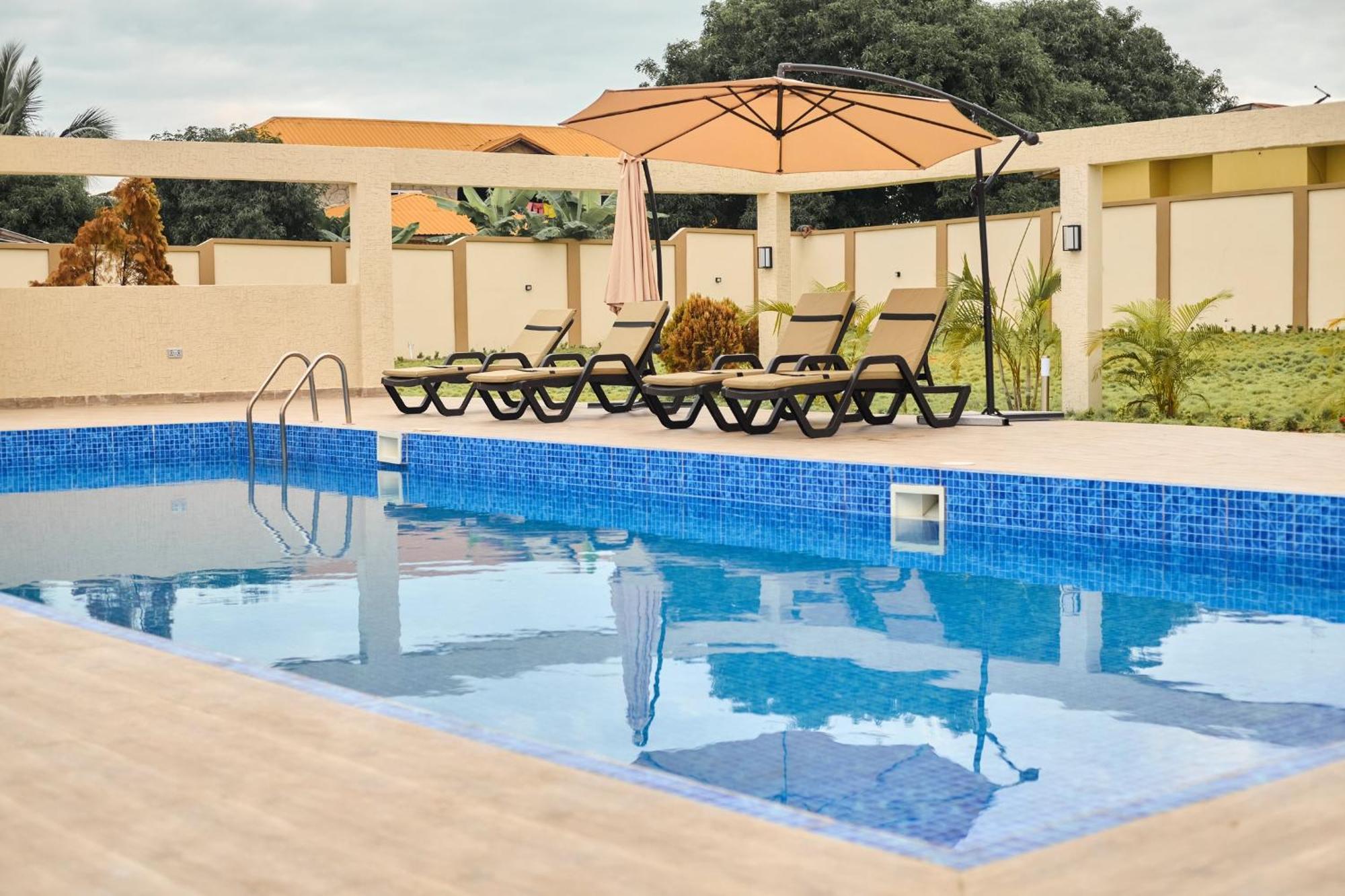 Aiden Homes And Apartments Hotel Koforidua Dış mekan fotoğraf