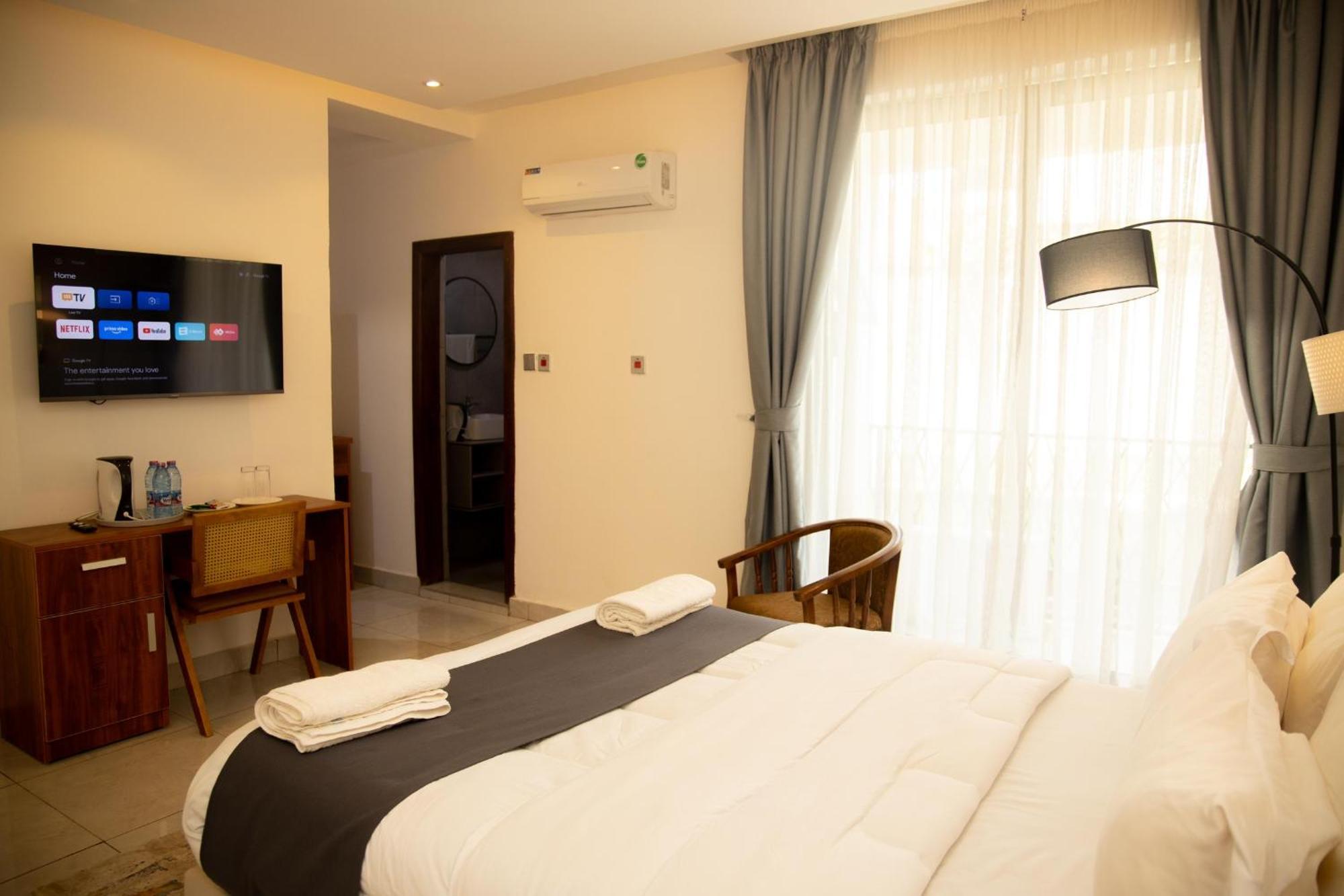 Aiden Homes And Apartments Hotel Koforidua Dış mekan fotoğraf