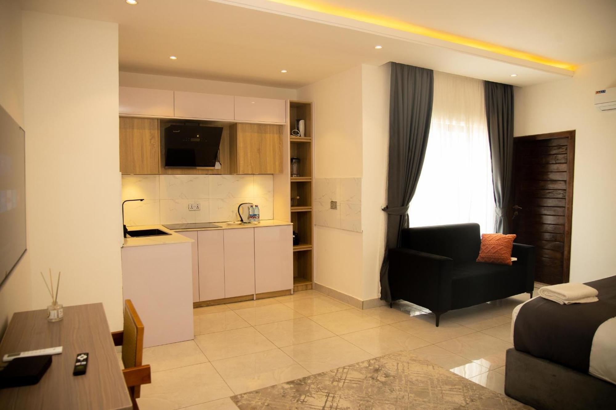 Aiden Homes And Apartments Hotel Koforidua Dış mekan fotoğraf