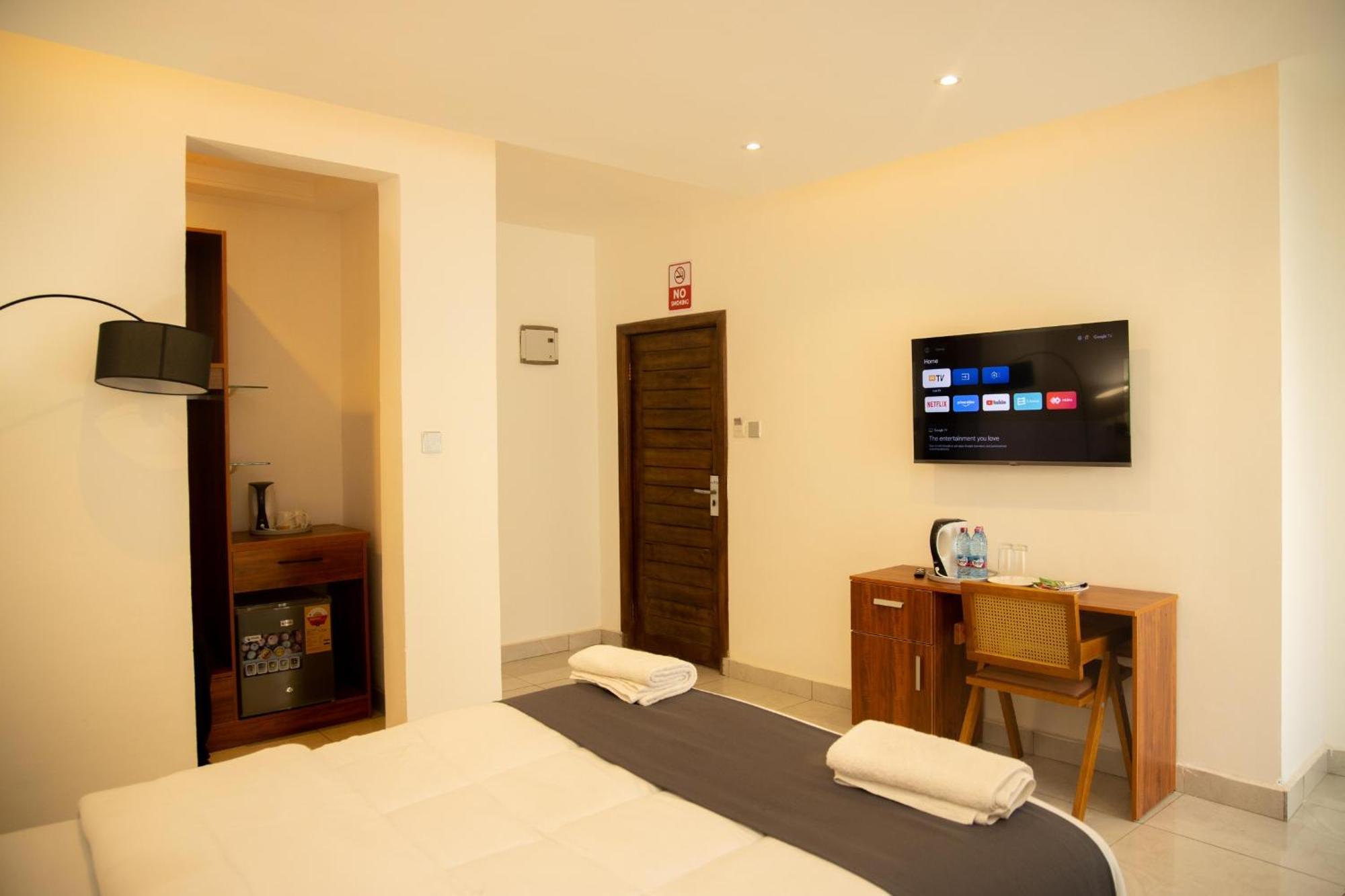 Aiden Homes And Apartments Hotel Koforidua Dış mekan fotoğraf