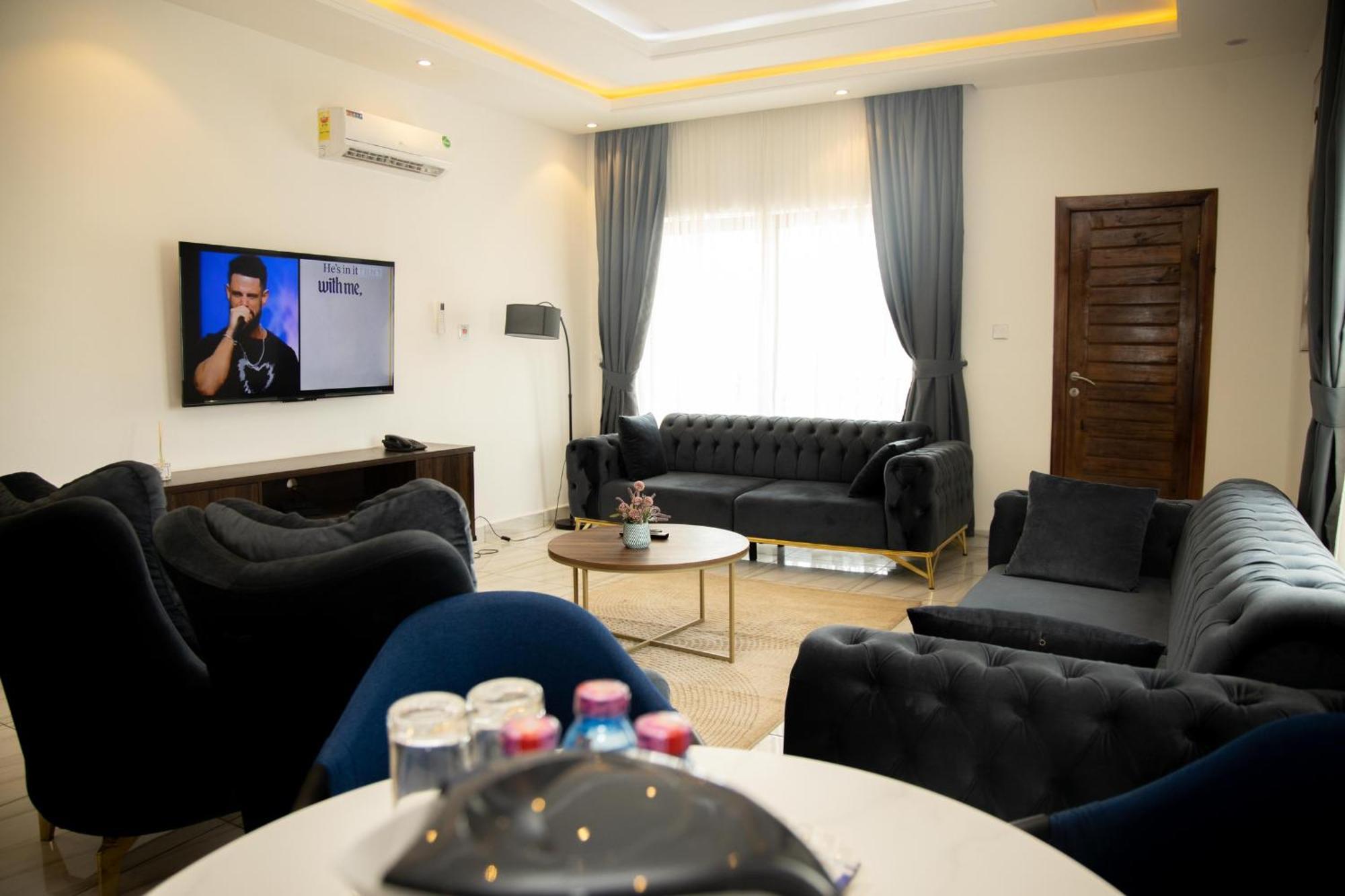 Aiden Homes And Apartments Hotel Koforidua Dış mekan fotoğraf