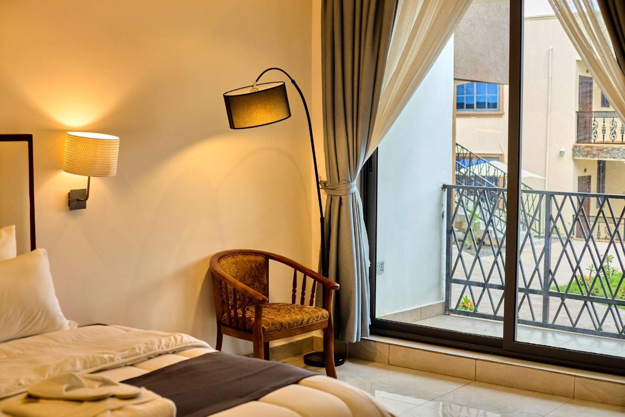 Aiden Homes And Apartments Hotel Koforidua Dış mekan fotoğraf