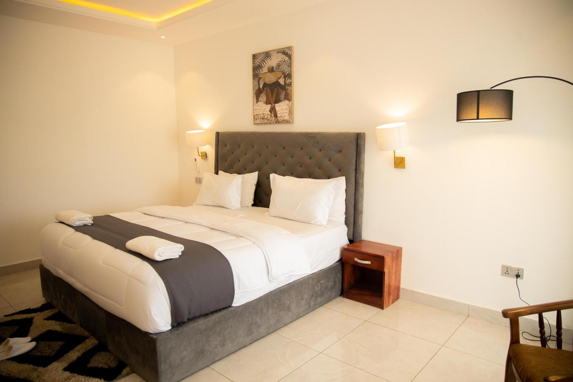 Aiden Homes And Apartments Hotel Koforidua Dış mekan fotoğraf